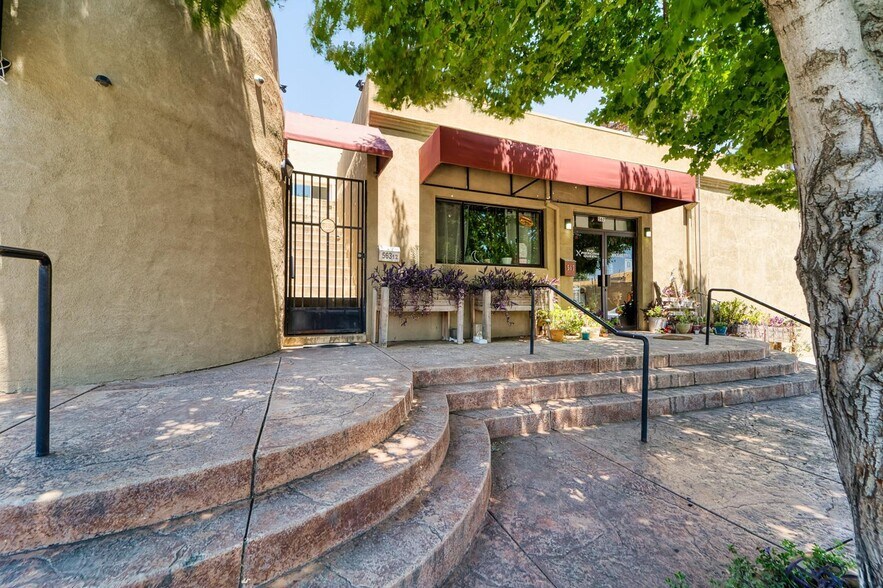 More Photos Of 563 2nd St, Yuba City Office For Sale