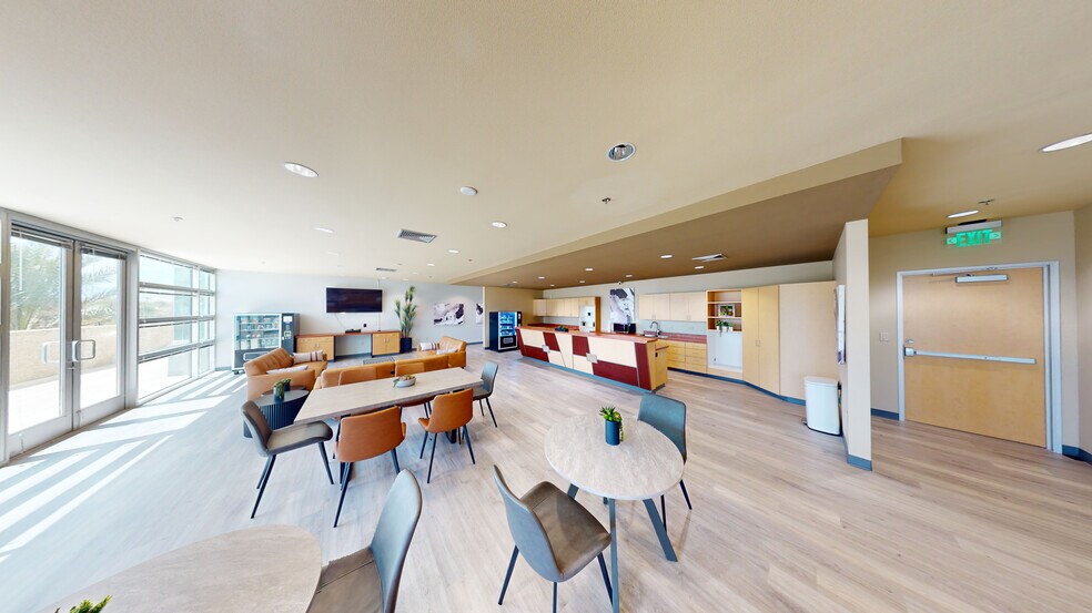 More Photos Of 5550 Painted Mirage Rd, Las Vegas Office For Lease