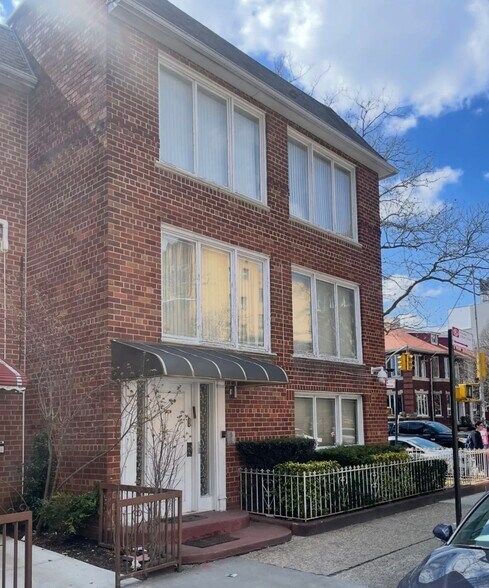 More Photos Of 5401 15th Ave, Brooklyn Apartments For Sale