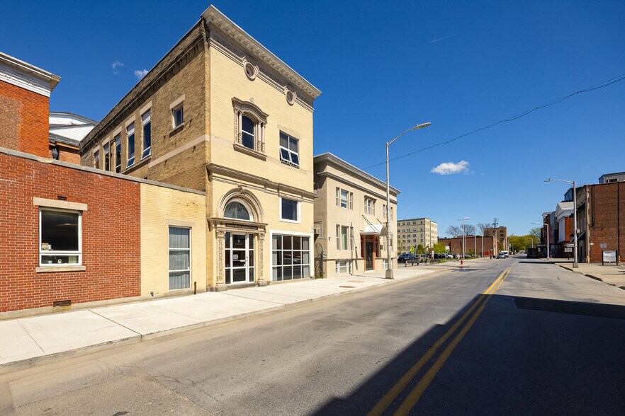 More Photos Of 9 Cannon St, Poughkeepsie Office For Sale