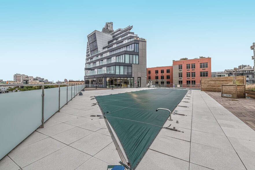 More Photos Of 500 Metropolitan Ave, Brooklyn Hotel For Lease