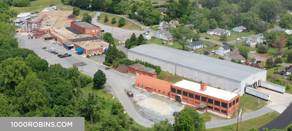 Primary Photo Of 1000 Robins Rd, Lynchburg Manufacturing For Lease