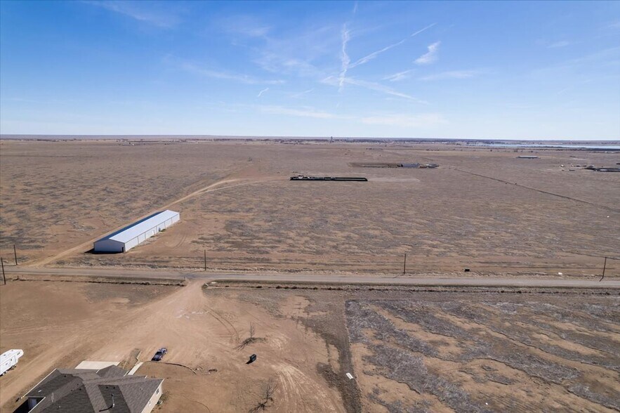 More Photos Of 20040 Grasslands Ln, Ordway Warehouse For Sale