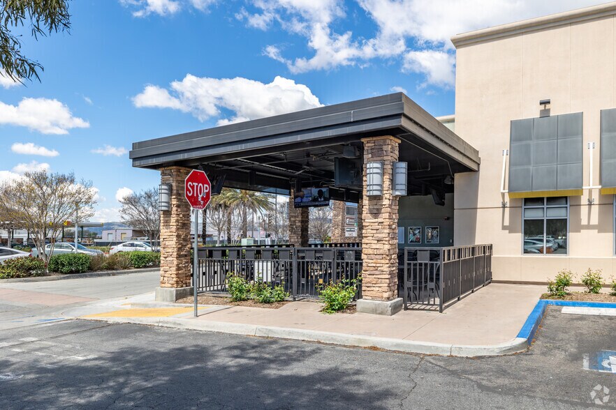 More Photos Of 1231 S Sanderson Ave, Hemet Unknown For Lease