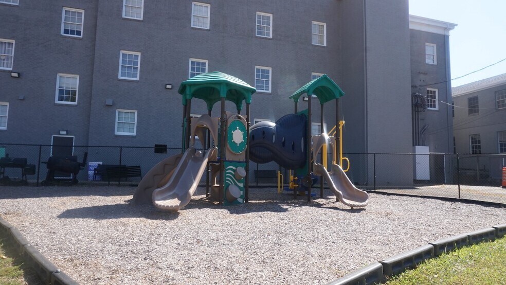 More Photos Of 1528 Austell Rd SE, Marietta Religious Facility For Sale