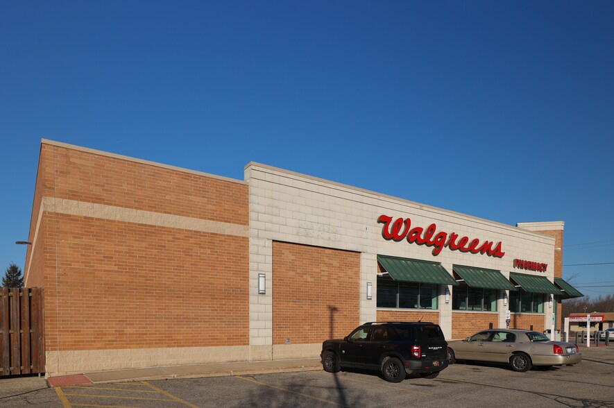 More Photos Of 1710 W John Beers Rd, Stevensville Drugstore For Sale