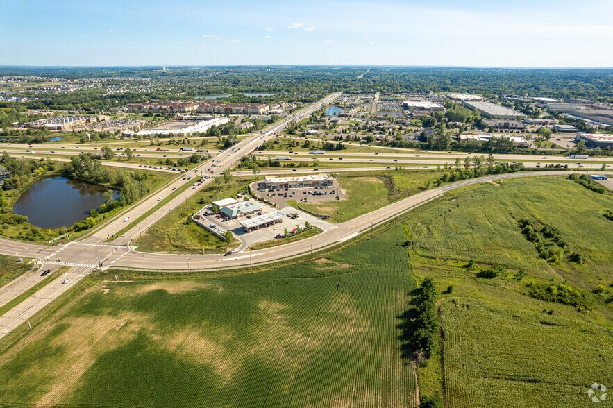 More Photos Of 9931-9947 Hudson Blvd N, Lake Elmo General Retail For Lease