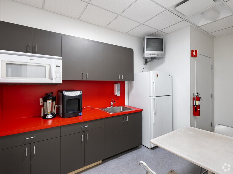 More Photos Of 567 University Ave, Palo Alto Coworking Space