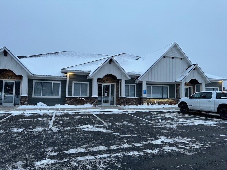 More Photos Of 13654 Van Buren St NE, Ham Lake Office For Lease