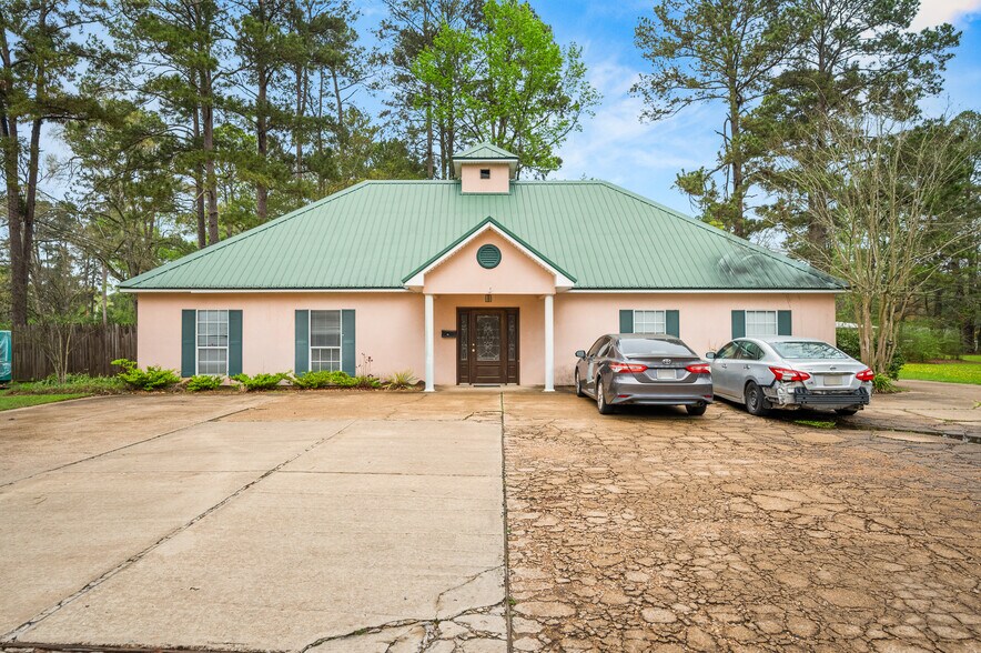 Primary Photo Of 1603 Melrose St, Pineville Office For Sale