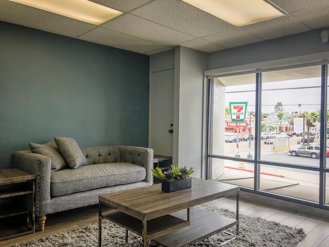 More Photos Of 1277 Garnet Ave, San Diego Storefront Retail Office For Lease