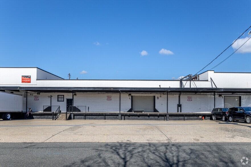 More Photos Of 1000 Jefferson Ave, Elizabeth Distribution For Lease