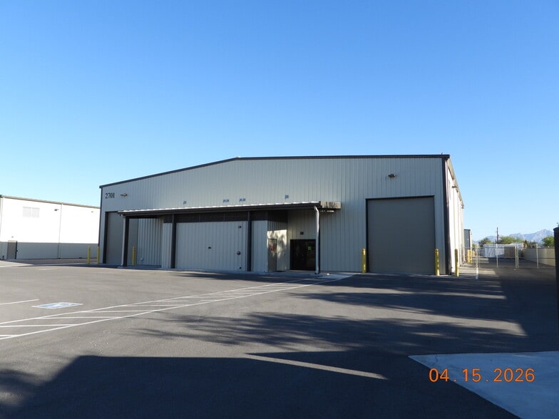 More Photos Of 2701 E Wieding Rd, Tucson Warehouse For Lease