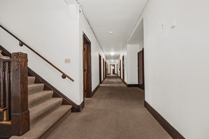 More Photos Of 4925-4933 W Patterson Ave, Chicago Apartments For Sale