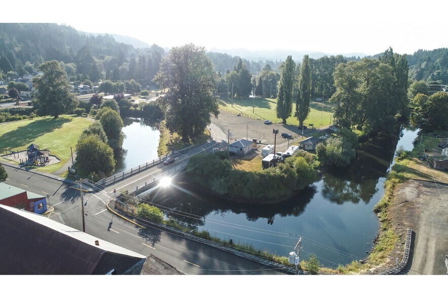 More Photos Of 135 N Nehalem St, Clatskanie Restaurant For Sale