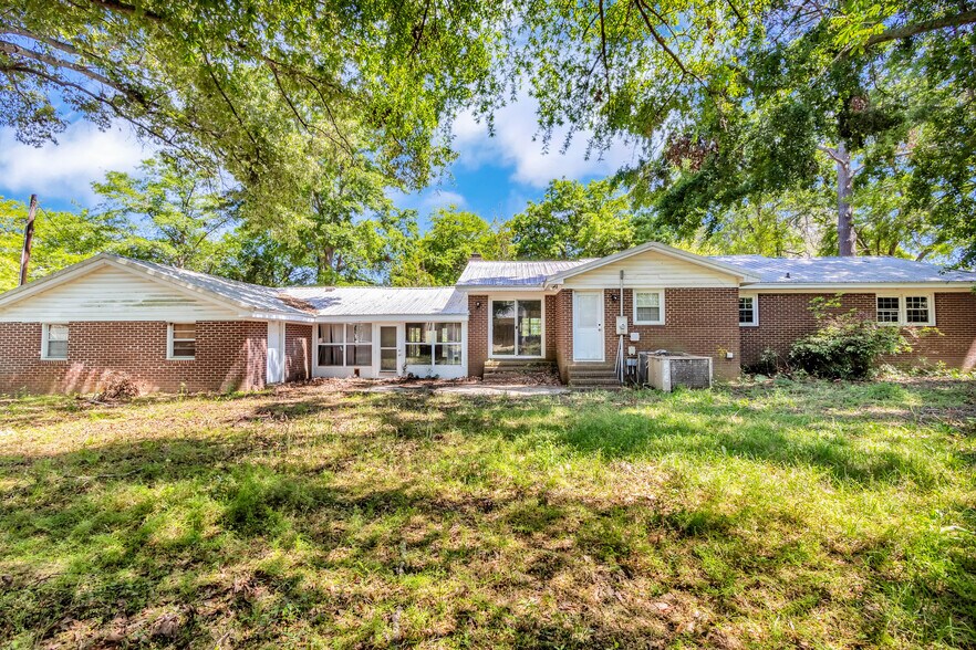 More Photos Of 825 Neilson St, Aiken Land For Sale