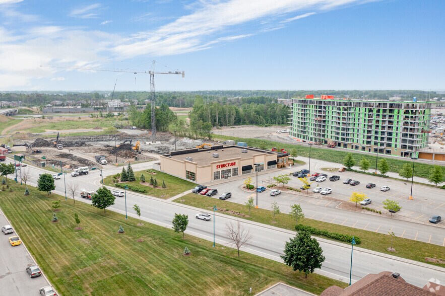 More Photos Of 155 Montée Masson, Mascouche Unknown For Lease