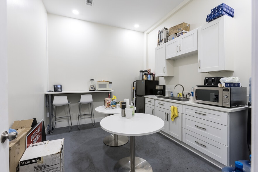 More Photos Of 2851 W 120th St, Hawthorne Storefront For Lease