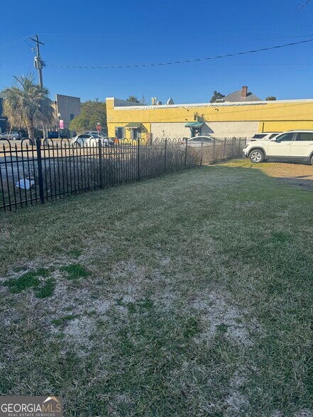 More Photos Of 101 E Saint Marys St, Saint Marys Multifamily For Sale