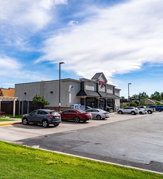 More Photos Of 140 Gardenia Dr, Cheyenne Service Station For Sale