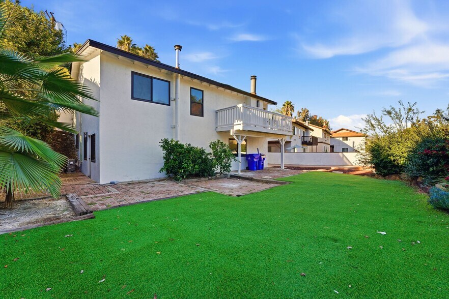 More Photos Of 5067 Alumni Pl, San Diego Multifamily For Sale