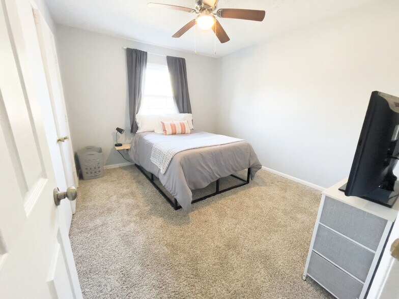 More Photos Of 3873 Cumberland Rd, Fayetteville Apartments For Sale