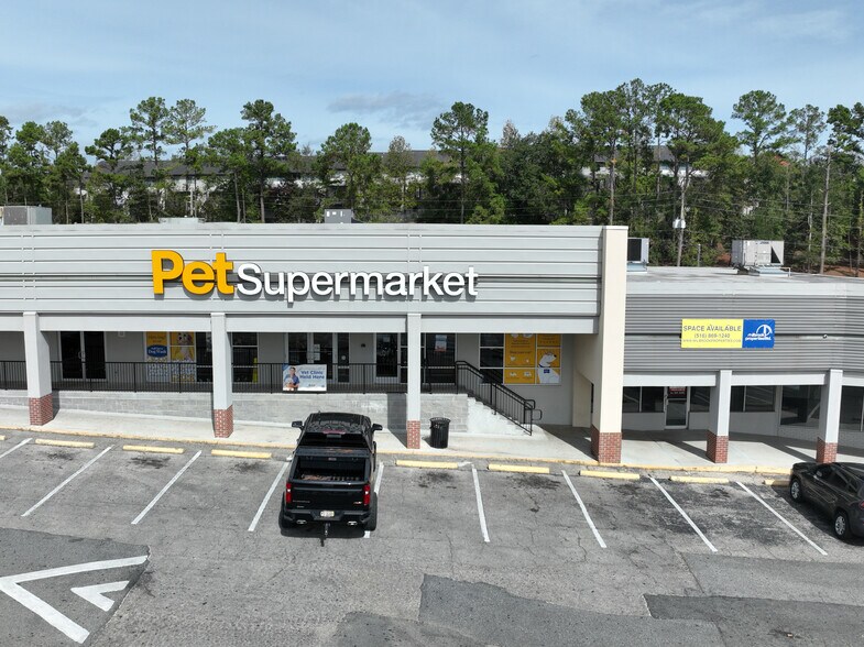 More Photos Of 2020 W Pensacola St, Tallahassee Storefront For Lease