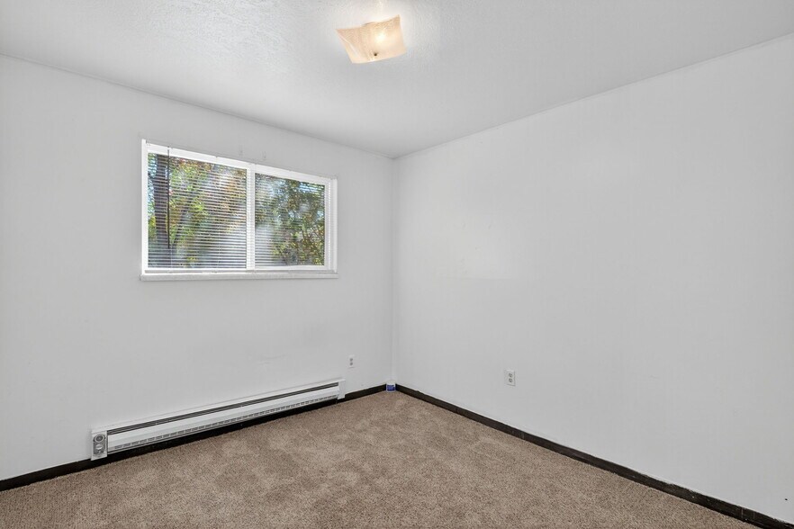 More Photos Of 1901 S 4th Ave, Pocatello Apartments For Sale