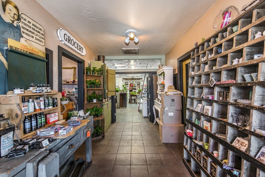 More Photos Of 401 W Chapman Ave, Orange General Retail For Sale