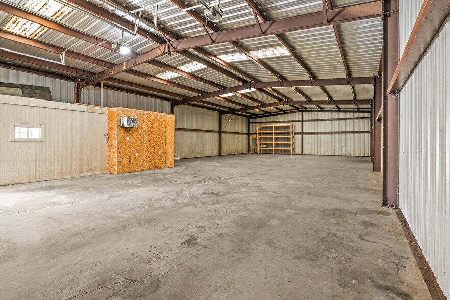 More Photos Of 15 County Road 1030, Mount Pleasant Industrial For Sale