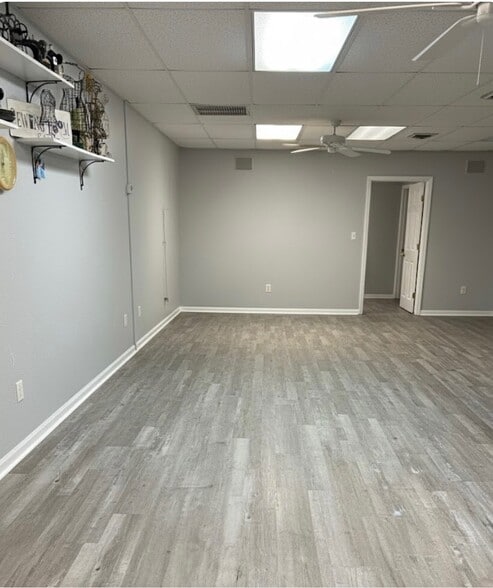 More Photos Of 3579 S Access Rd, Englewood Loft Creative Space For Sale