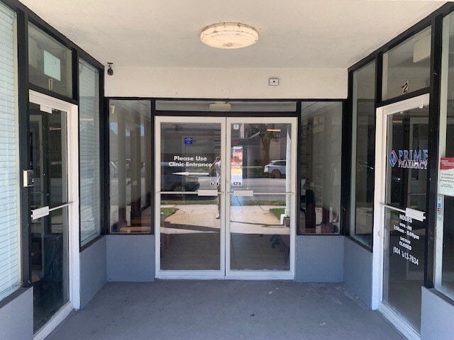 More Photos Of 3604 University Blvd S, Jacksonville Medical For Lease