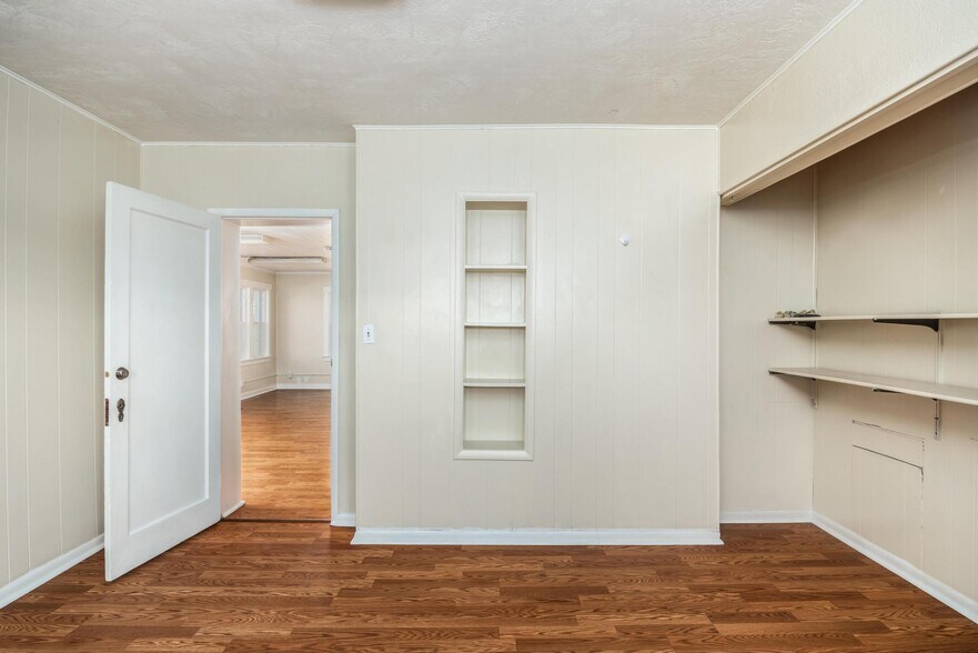 More Photos Of 328 E St George Blvd, St George Freestanding For Lease