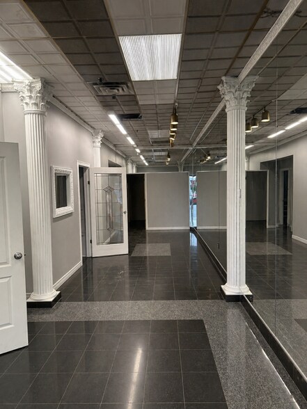 More Photos Of 4000 Steeles Ave W, Vaughan Flex For Lease