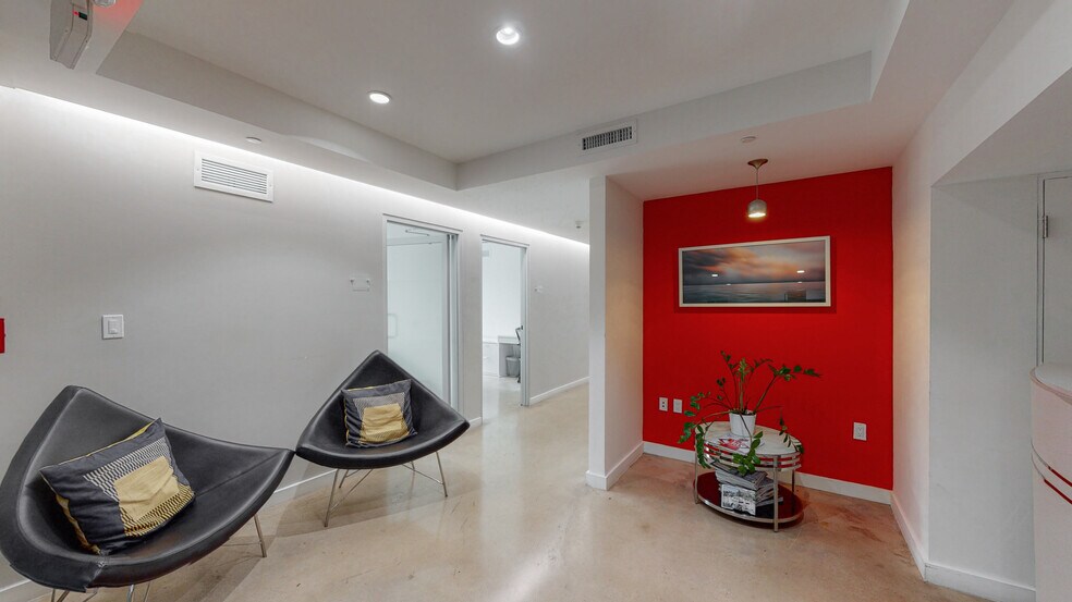 More Photos Of 350 S Miami Ave, Miami Apartments For Sale