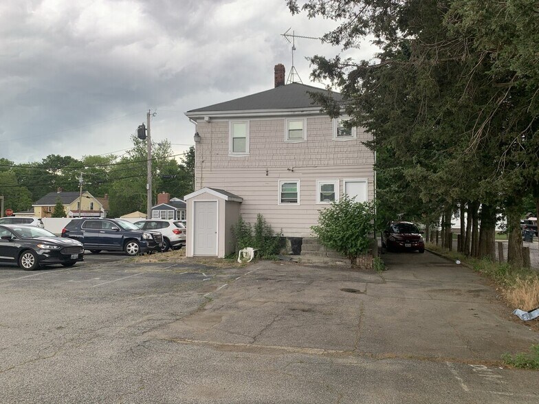 More Photos Of 643-653 East Ave, Warwick Storefront Retail Residential For Sale