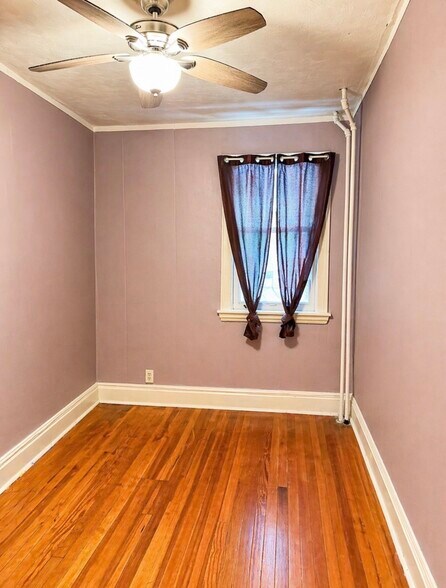 More Photos Of 7215 73rd St, Glendale Land For Sale
