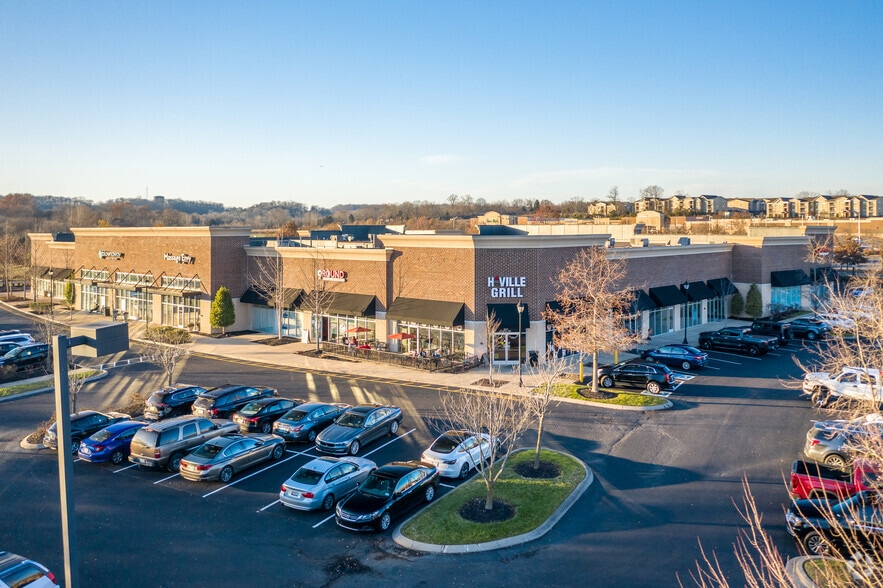 More Photos Of 1050 Glenbrook Way, Hendersonville Storefront For Lease