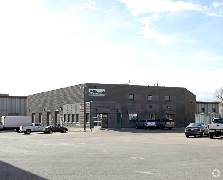 More Photos Of 1630 W Dartmouth Ave, Englewood Distribution For Sale