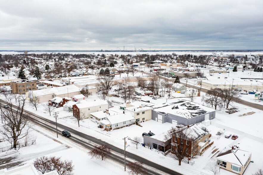 More Photos Of 1612 Milan Rd, Sandusky Freestanding For Sale