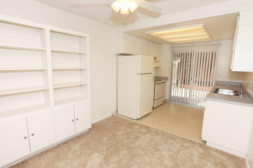 More Photos Of 8694 Lemon Ave, La Mesa Apartments For Sale