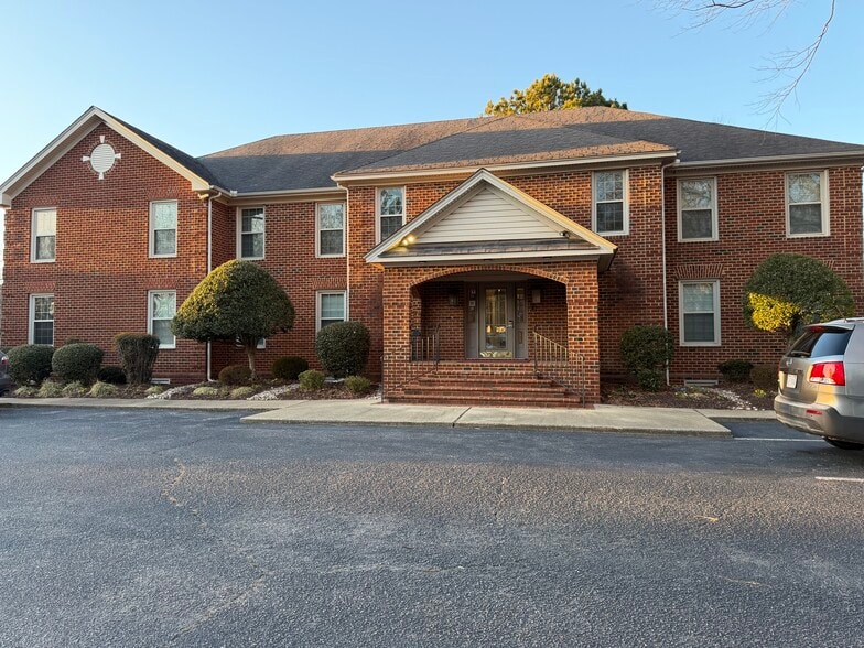 Primary Photo Of 628 Cedar Rd, Chesapeake Office For Lease