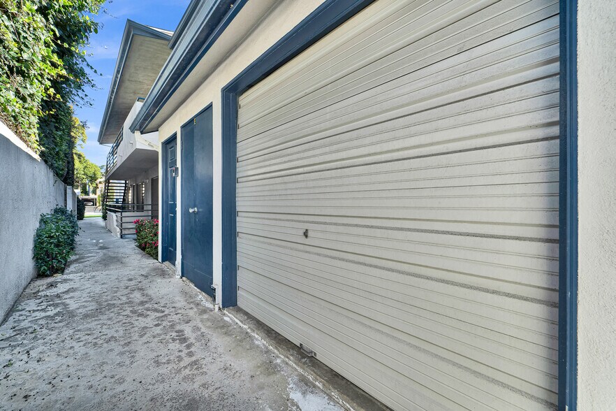 More Photos Of 1236 21st St, Santa Monica Apartments For Sale