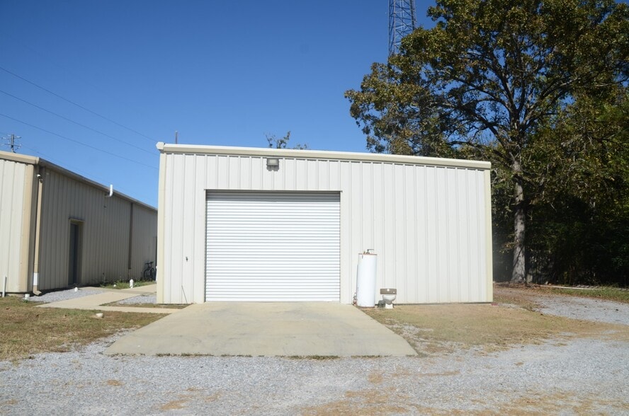 More Photos Of 2270 Pelham Rd S, Jacksonville Flex For Sale