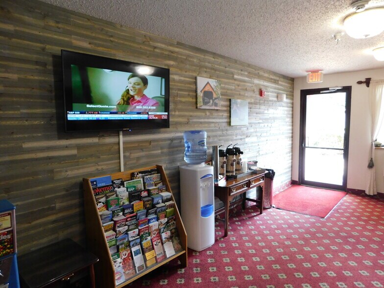 More Photos Of 1043 Putney Rd, Brattleboro Hotel For Sale