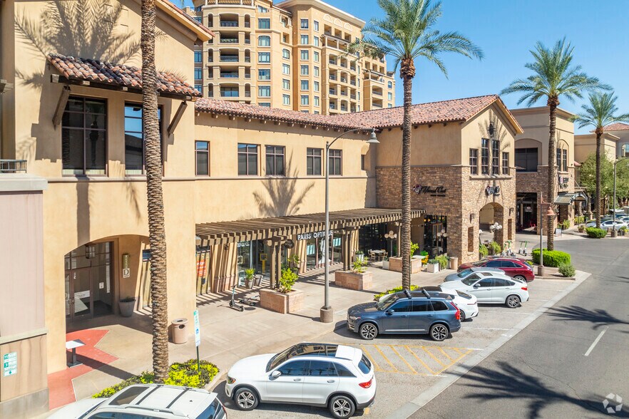 More Photos Of 7135 E Camelback Rd, Scottsdale Coworking Space