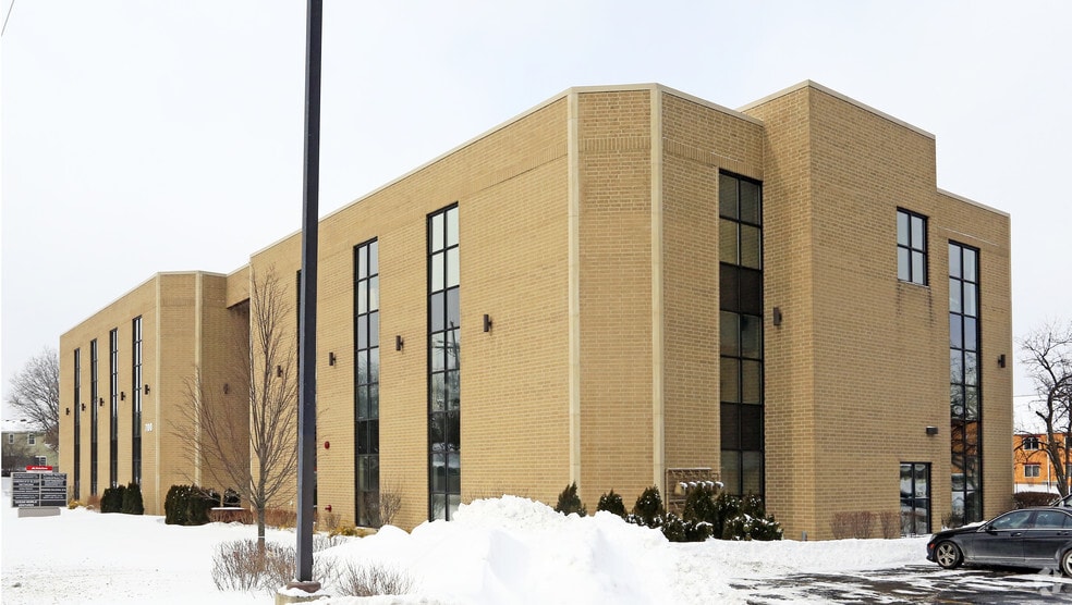 More Photos Of 700 E Ogden Ave, Westmont Medical For Lease