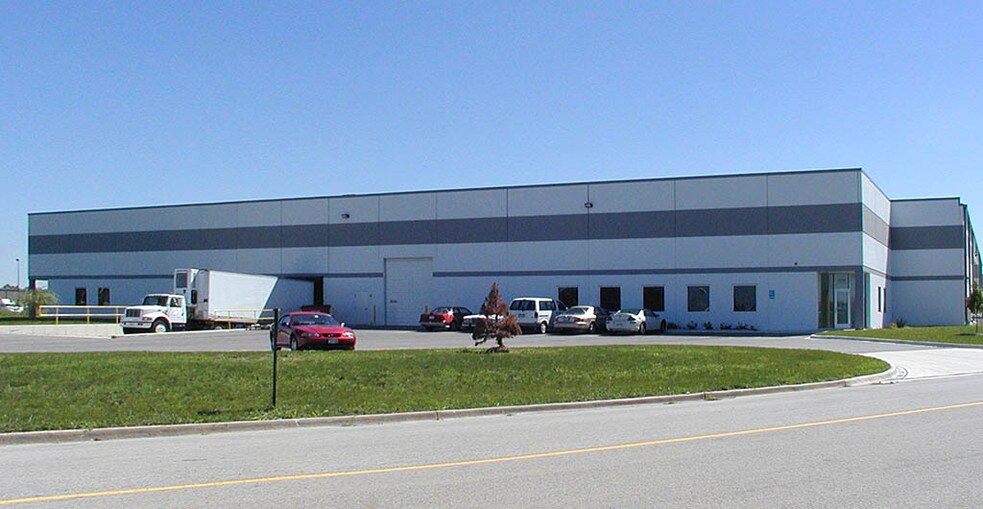 More Photos Of 1227-1229 Lakeside Dr, Romeoville Warehouse For Lease