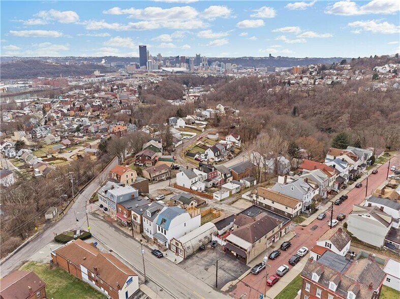 More Photos Of 2021 Mt Troy Rd, Pittsburgh Bar For Sale