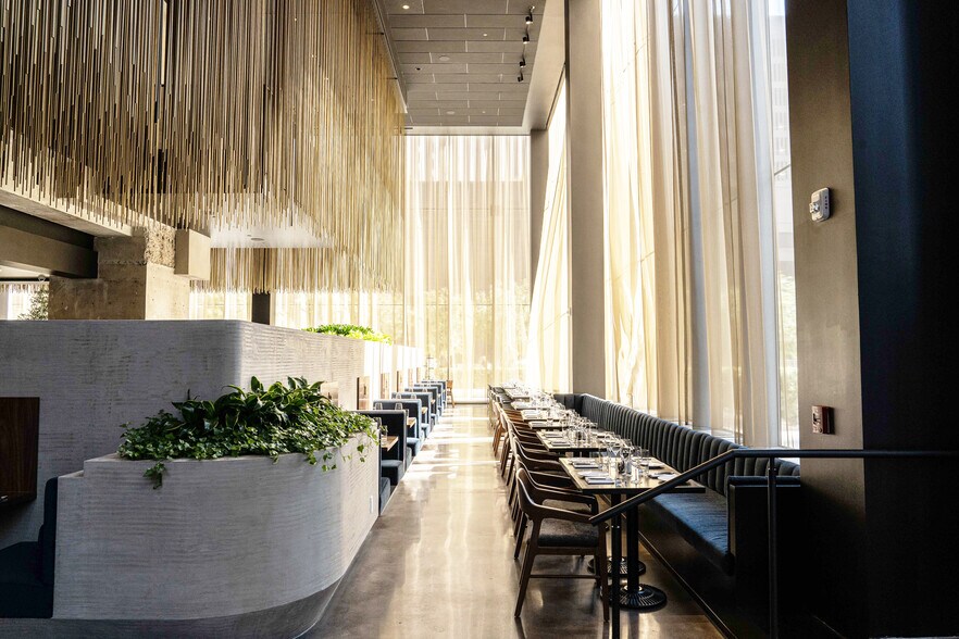 More Photos Of 1200 Smith St, Houston Office For Lease